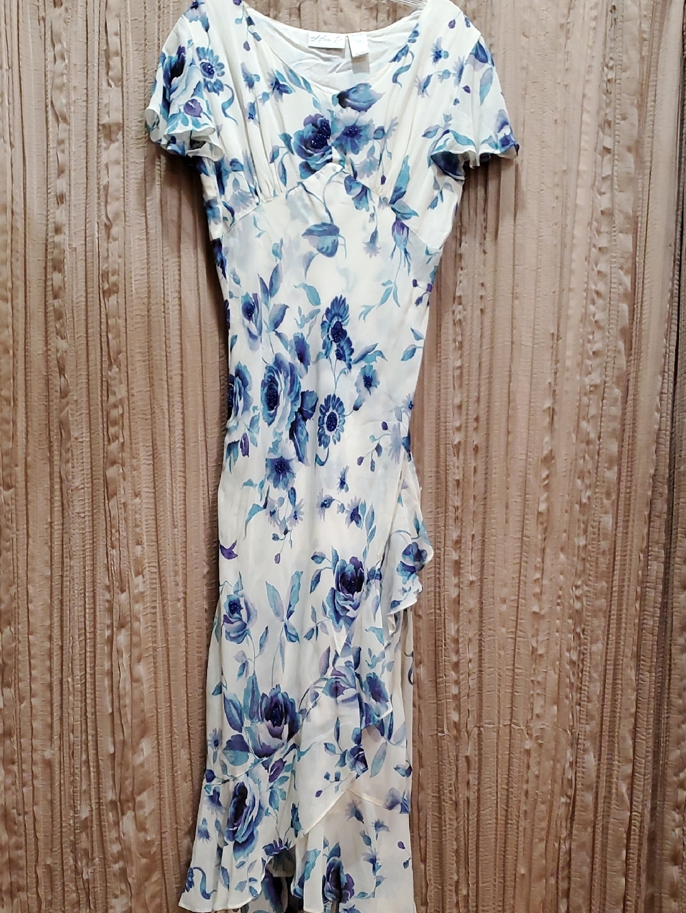 Lola P. White Blue Floral Beaded Dress Floral Size Large